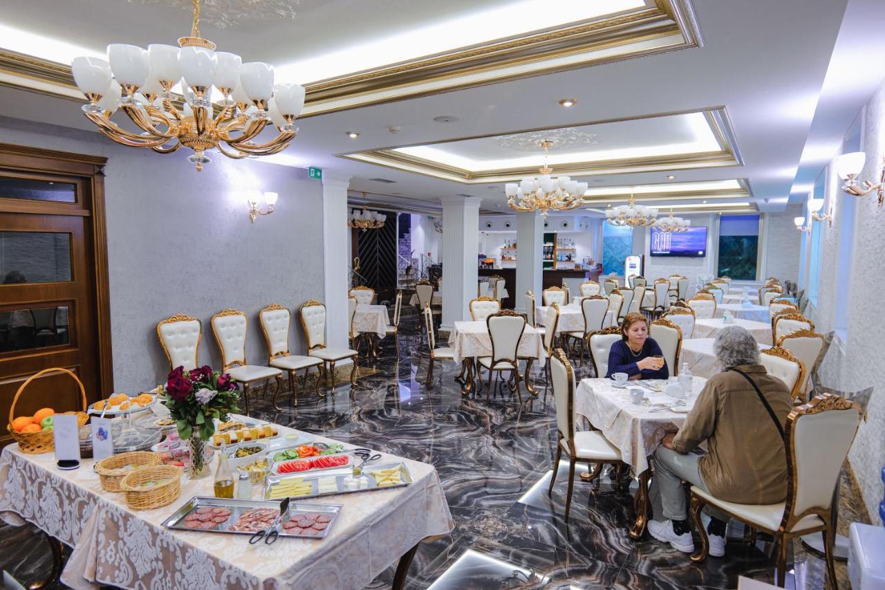 Hotel Boka Tirana Bagian luar foto