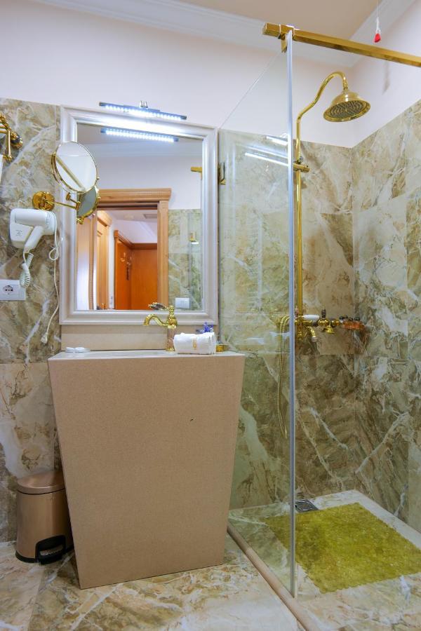 Hotel Boka Tirana Bagian luar foto