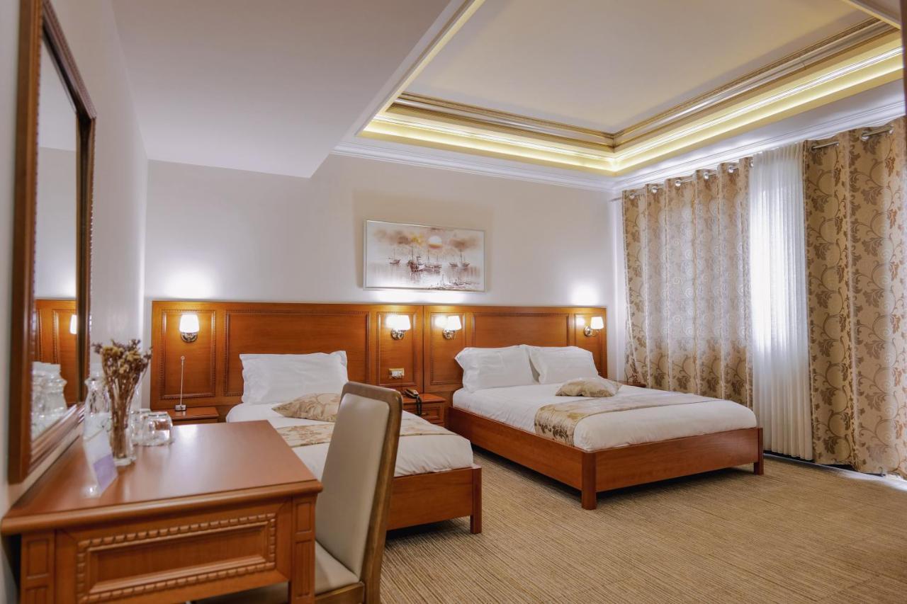 Hotel Boka Tirana Bagian luar foto
