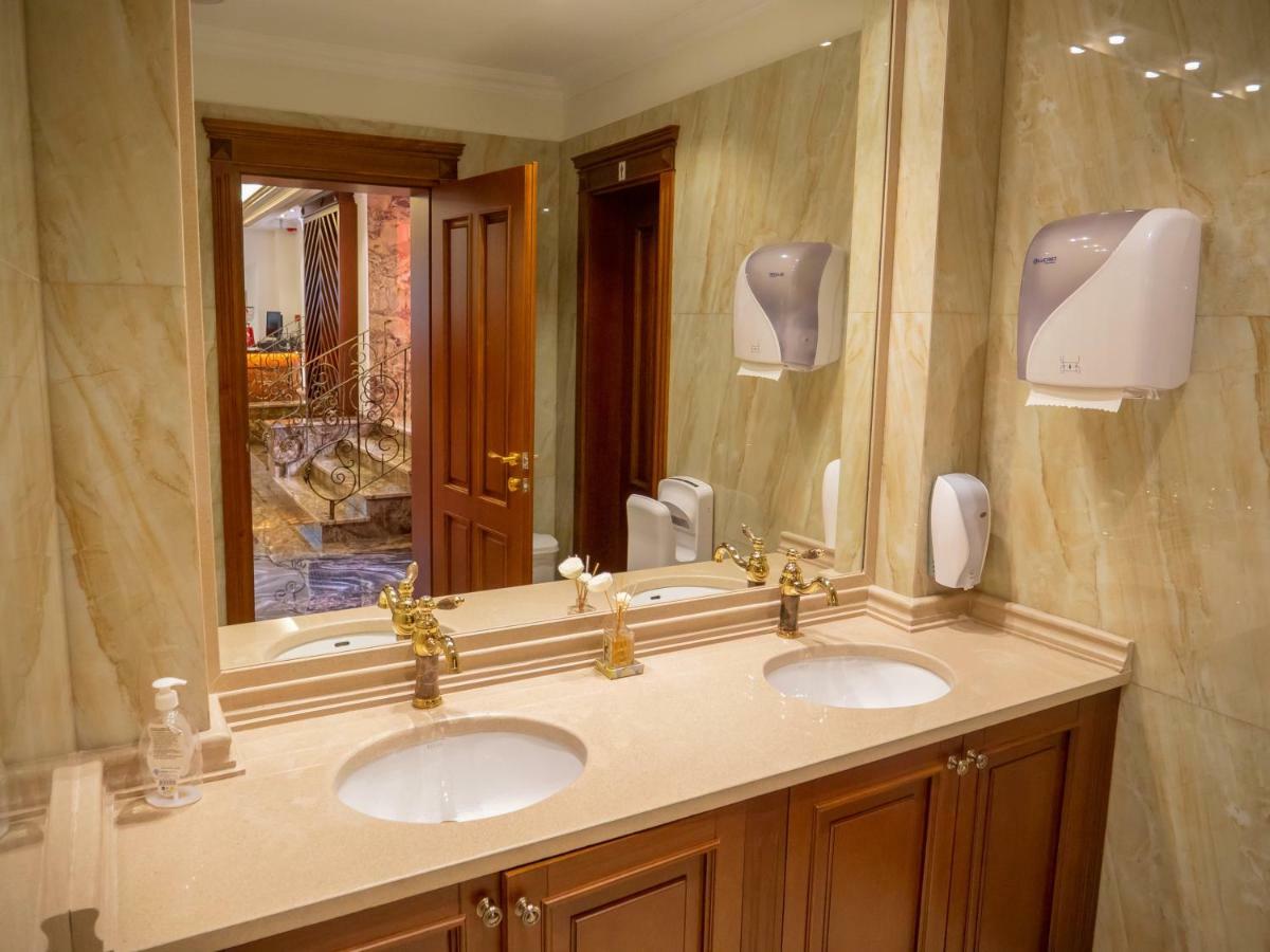Hotel Boka Tirana Bagian luar foto