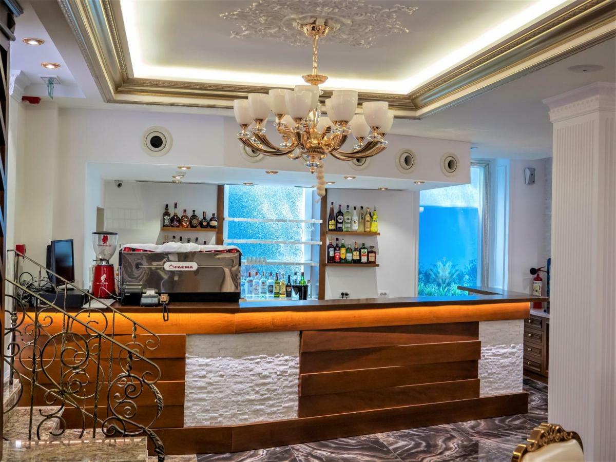 Hotel Boka Tirana Bagian luar foto
