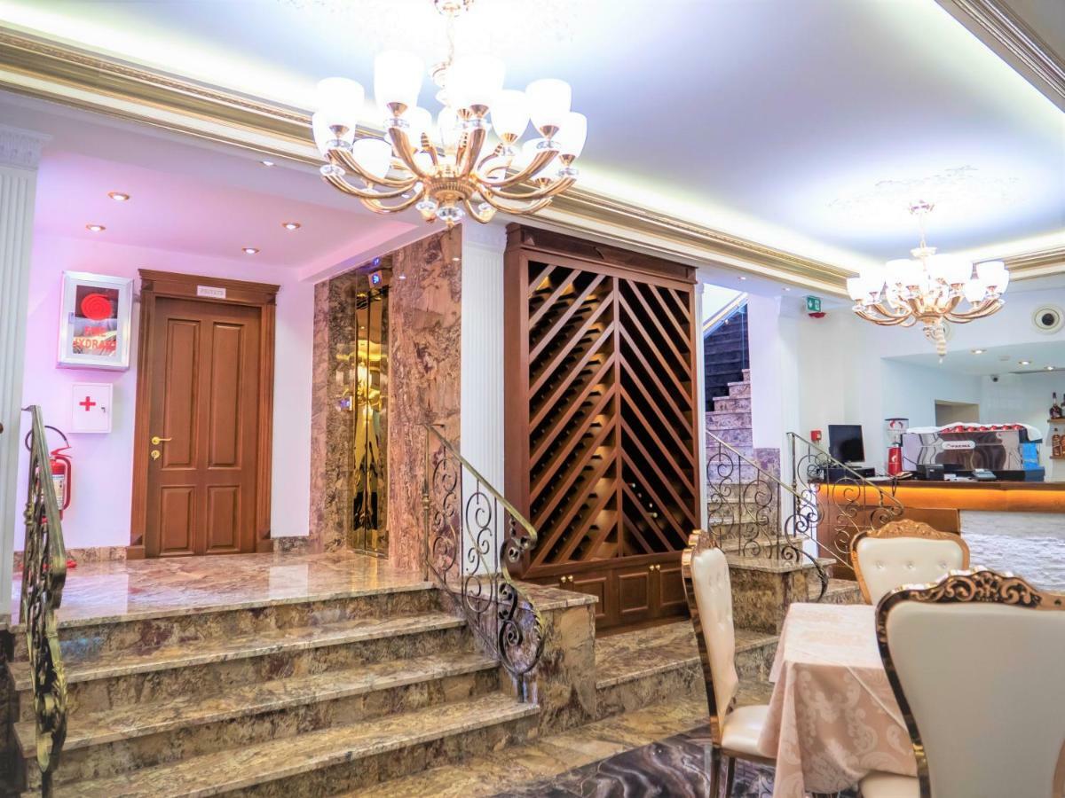 Hotel Boka Tirana Bagian luar foto