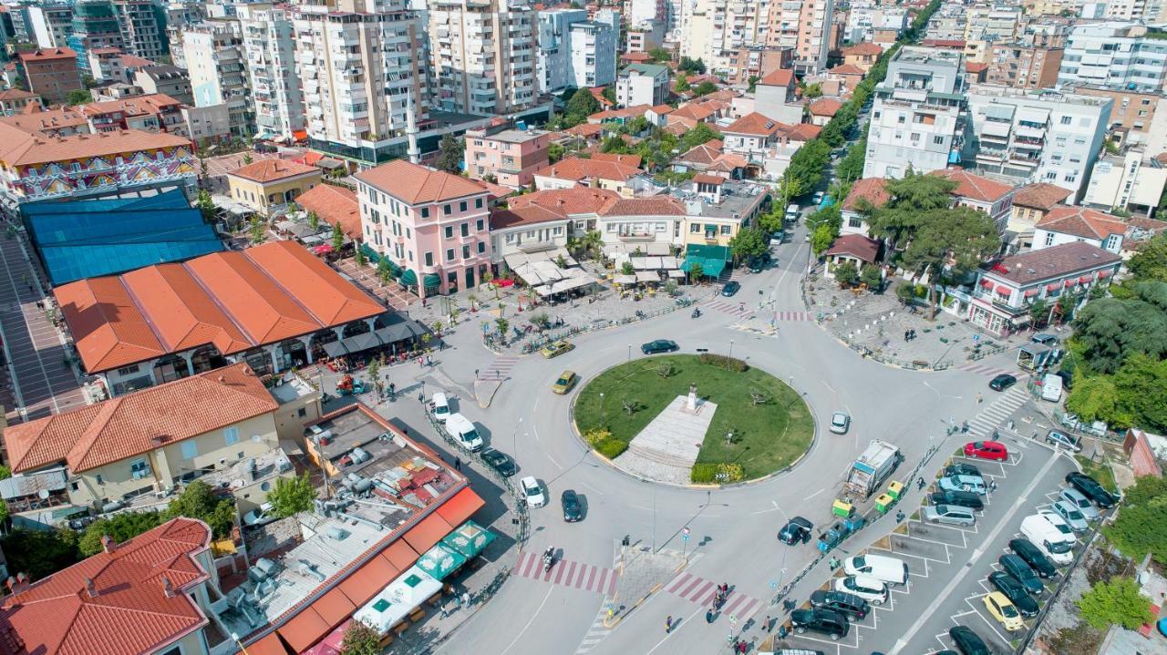 Hotel Boka Tirana Bagian luar foto